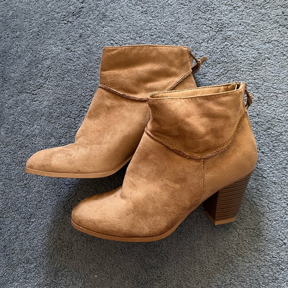 Target Womens heeled booties